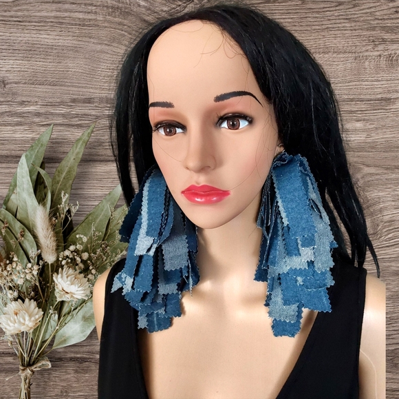 Handcrafted denim tassel earrings - Picture 2 of 4